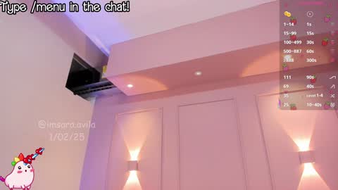 SaraAvila  online show from February 2, 2025, 11:40 am