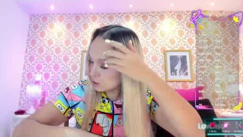 SaraAvila  online show from April 26, 2026, 9:12 pm