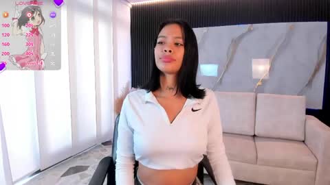 Snapshot of saracorraless chatting on May 26, 2026, 7:32 pm Sara Everyday From 1430 to 2130 Col Time online show from May 26, 2026, 7:32 pm