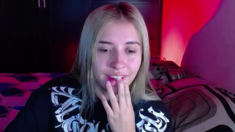 saradiazxxx online show from March 1, 2026, 9:11 am