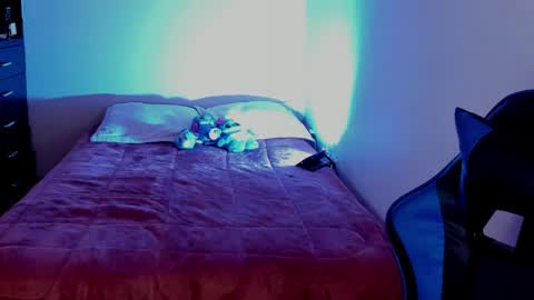 saradiazxxx online show from April 26, 2026, 2:37 pm