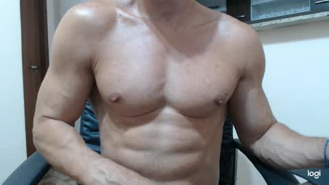 saradorj92 online show from January 10, 2025, 5:15 am