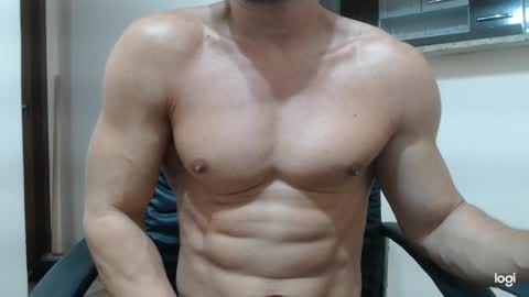 saradorj92 online show from January 23, 2025, 11:15 pm