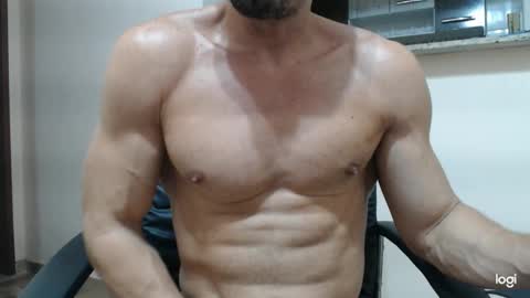 saradorj92 online show from February 10, 2025, 5:36 am