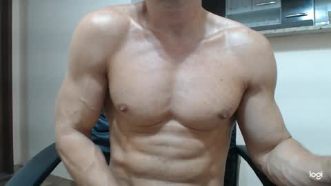 saradorj92 online show from February 10, 2025, 8:42 am