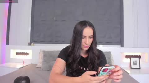  Sara Gomez  online show from March 1, 2025, 2:55 pm