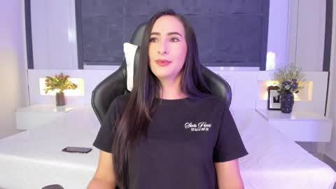  Sara Gomez  online show from September 23, 2025, 12:19 pm