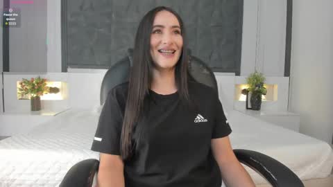  Sara Gomez  online show from April 30, 2026, 12:22 pm