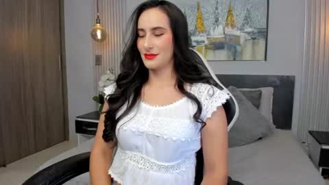 Snapshot of saragomez_1 chatting on June 14, 2026, 12:29 pm Sara Gomez online show from June 14, 2026, 12:29 pm
