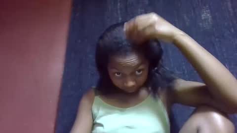 Snapshot of sarah146341 chatting on March 12, 2025, 9:02 am sarah146341 online show from March 12, 2025, 9:02 am