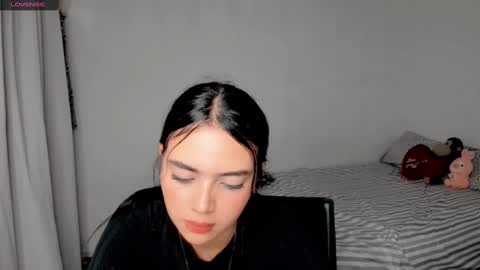 Snapshot of sarah_angelll chatting on December 22, 2024, 4:27 pm sarah online show from December 22, 2024, 4:27 pm