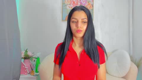 Snapshot of sarah_blake_ chatting on May 6, 2026, 8:08 am Sara online show from May 6, 2026, 8:08 am