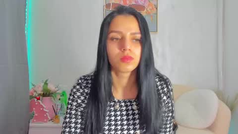 Snapshot of sarah_blake_ chatting on May 7, 2026, 8:42 am Sara online show from May 7, 2026, 8:42 am