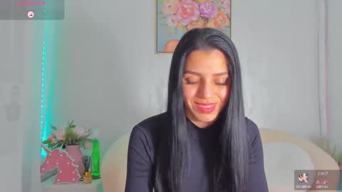 Snapshot of sarah_blake_ chatting on May 14, 2026, 8:43 am Sara online show from May 14, 2026, 8:43 am