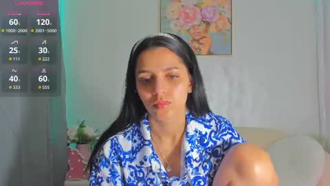 Snapshot of sarah_blake_ chatting on June 17, 2026, 9:34 am Sara online show from June 17, 2026, 9:34 am