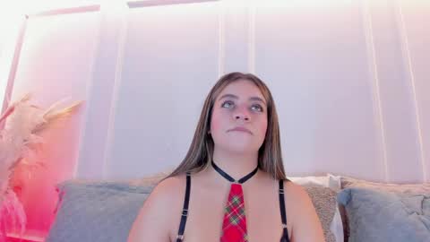 Snapshot of sarah_bonneth chatting on June 9, 2026, 11:33 am Sarah Bonneth online show from June 9, 2026, 11:33 am