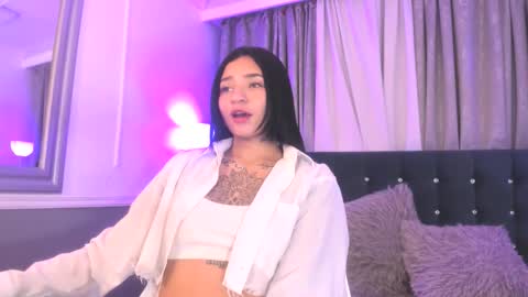 Snapshot of sarah_curtis chatting on March 13, 2026, 3:57 am Sarah online show from March 13, 2026, 3:57 am