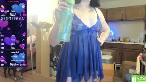 Snapshot of sarah_e_xx chatting on December 14, 2024, 6:35 am Sarah online show from December 14, 2024, 6:35 am