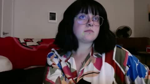 Snapshot of sarah_e_xx chatting on March 6, 2025, 4:08 am Sarah online show from March 6, 2025, 4:08 am