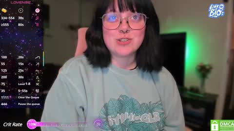 Snapshot of sarah_e_xx chatting on March 11, 2025, 1:48 am Sarah online show from March 11, 2025, 1:48 am