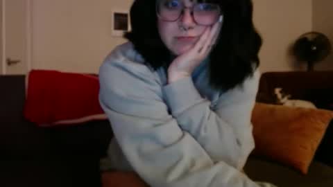 Snapshot of sarah_e_xx chatting on March 12, 2025, 2:09 am Sarah online show from March 12, 2025, 2:09 am