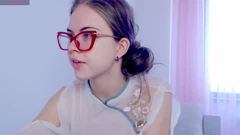 Snapshot of sarah_hs chatting on February 17, 2026, 7:49 am Sarah online show from February 17, 2026, 7:49 am