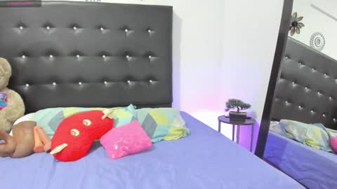 Snapshot of sarah_lowee chatting on February 7, 2026, 11:30 pm sarah_lowee online show from February 7, 2026, 11:30 pm