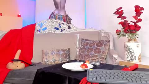 Snapshot of sarah_mistress_ chatting on February 15, 2025, 7:27 am Sarah online show from February 15, 2025, 7:27 am