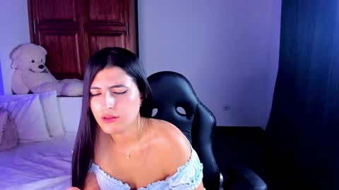 Snapshot of sarah_montale chatting on January 11, 2025, 1:37 am Sarah Independent model online show from January 11, 2025, 1:37 am