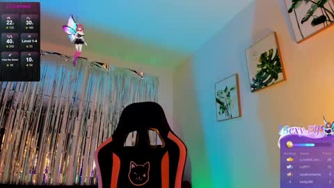 INSTAGRAM...sarah22 p online show from February 3, 2025, 1:30 am