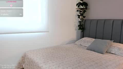 Snapshot of sarah_rayy chatting on March 11, 2025, 7:25 pm sarah_rayy online show from March 11, 2025, 7:25 pm