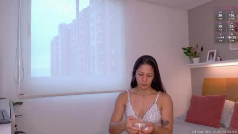 Snapshot of sarah_rayy chatting on June 3, 2026, 8:03 pm sarah_rayy online show from June 3, 2026, 8:03 pm