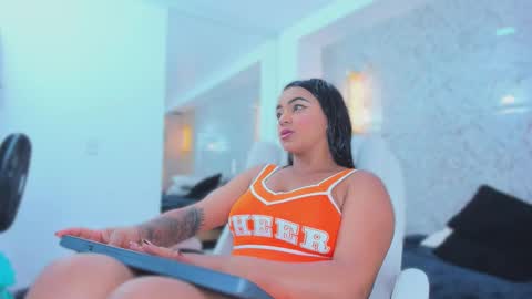 Snapshot of sarah_sanz chatting on October 27, 2025, 12:09 pm sarah online show from October 27, 2025, 12:09 pm