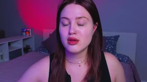 Sarah online show from June 21, 2026, 10:34 pm