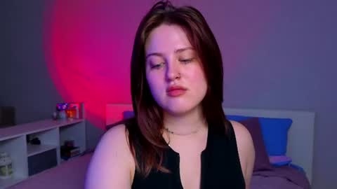 Sarah online show from July 26, 2026, 10:38 pm