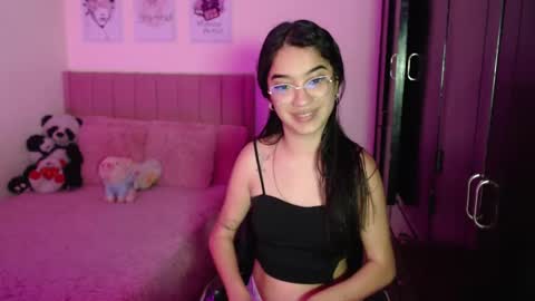 Snapshot of sarah_stone15 chatting on February 21, 2025, 5:09 pm Sarah online show from February 21, 2025, 5:09 pm