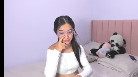 Snapshot of sarah_stone15 chatting on September 16, 2025, 2:01 am Sarah online show from September 16, 2025, 2:01 am