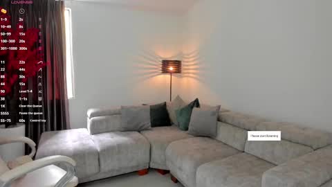 Snapshot of sarah_stonne_ chatting on February 17, 2025, 8:15 pm Sarah online show from February 17, 2025, 8:15 pm