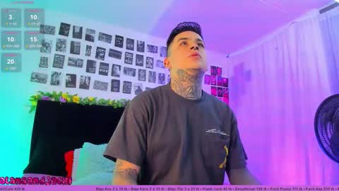 Snapshot of sarahandzack chatting on September 10, 2025, 9:09 am Sarah Zack online show from September 10, 2025, 9:09 am