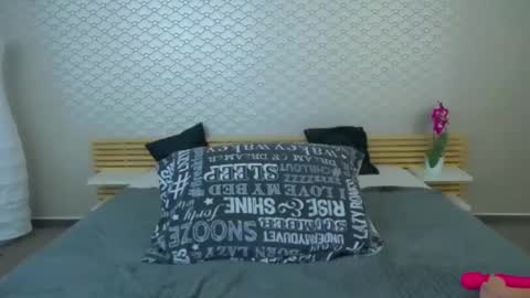 Snapshot of saraheshley chatting on January 12, 2025, 1:16 pm SarahEshley online show from January 12, 2025, 1:16 pm