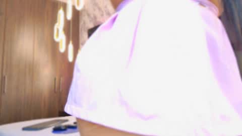 Sarah online show from March 11, 2025, 11:23 am