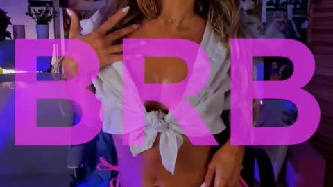 Divine Sarah NONUDE model online show from December 18, 2025, 11:16 am