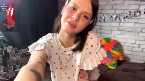 Sarah online show from March 18, 2026, 12:36 am