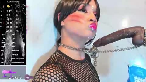 Snapshot of sarahi_camila chatting on July 1, 2026, 12:23 am online show from July 1, 2026, 12:23 am