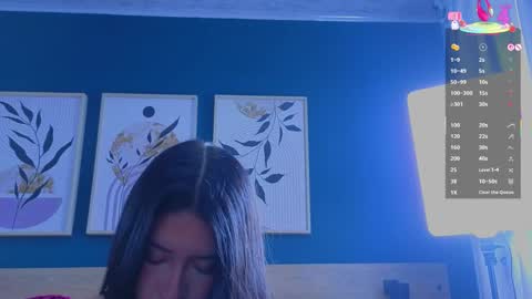 Sarah online show from October 3, 2025, 11:51 am