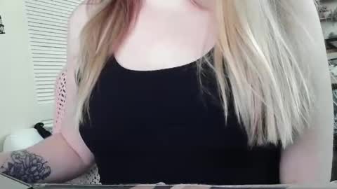 Sarah online show from February 9, 2026, 9:08 pm