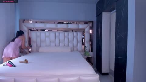 Snapshot of sarahpreston1 chatting on January 10, 2025, 4:30 pm Sarah online show from January 10, 2025, 4:30 pm