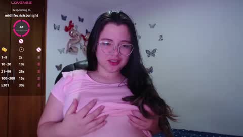 Snapshot of sarahros1 chatting on January 17, 2025, 5:32 am Sarah online show from January 17, 2025, 5:32 am