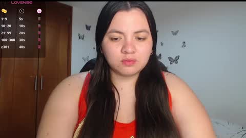 Snapshot of sarahros1 chatting on October 10, 2025, 4:11 am Sarah online show from October 10, 2025, 4:11 am