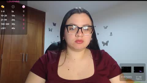 Snapshot of sarahros1 chatting on October 28, 2025, 4:16 am Sarah online show from October 28, 2025, 4:16 am